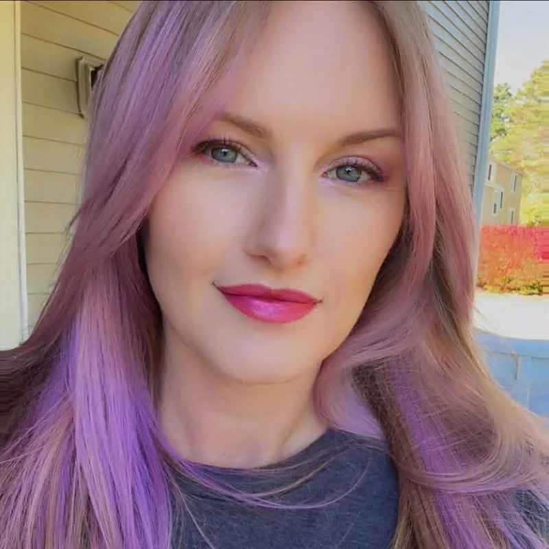 Elina with lavender-pink hair, Elina Rose Aesthetics